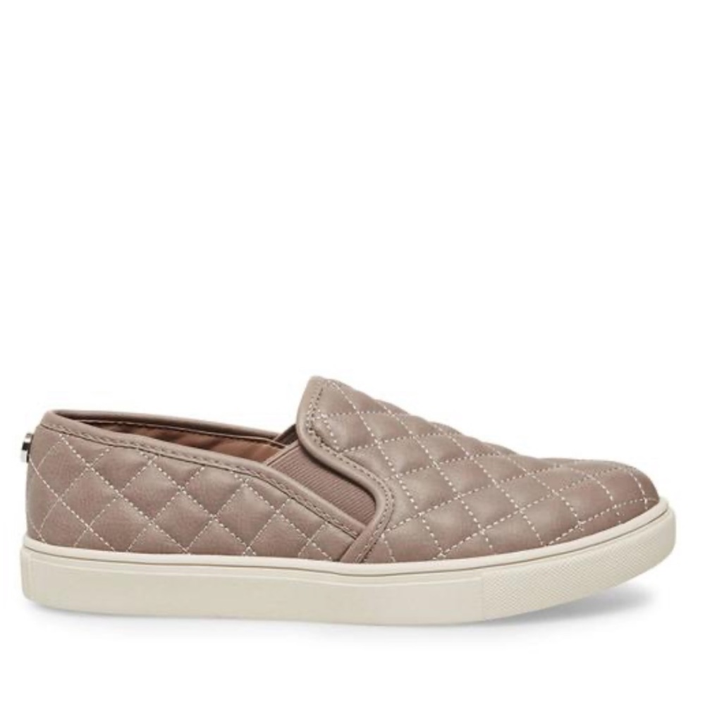 Slip On Sneakers ✨